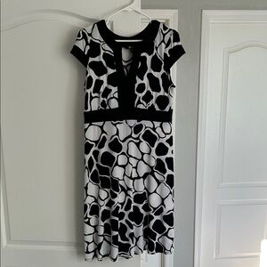 AB Studio Monochrome Patterned Midi Dress